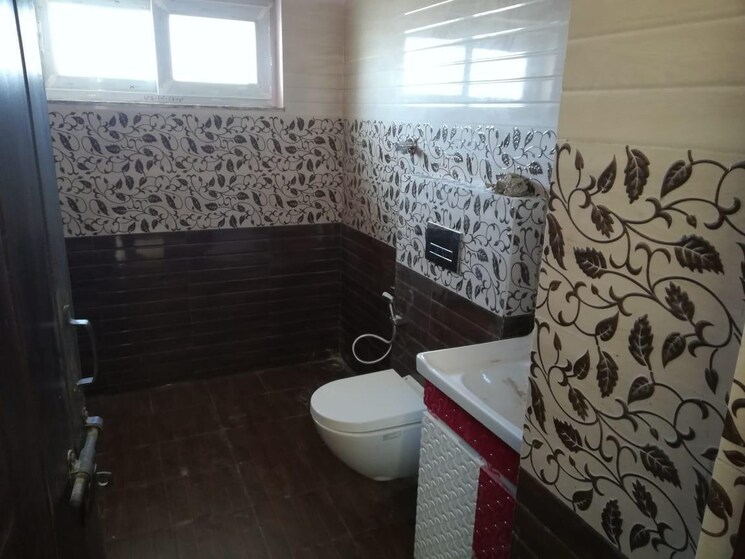 Bathroom, sahastradhara road 2 Bedroom 1508 Sq.Ft. Builder Floor In Sahastradhara Road Dehradun 9264879