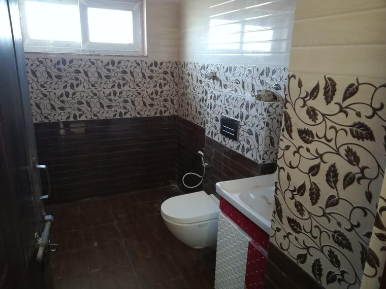 Bathroom, sahastradhara road 2 Bedroom 1508 Sq.Ft. Builder Floor In Sahastradhara Road Dehradun 9264879
