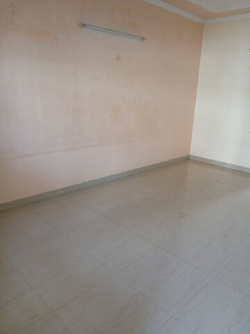 Room in 2 BHK Builder Floor at Sector 38 – for Rent