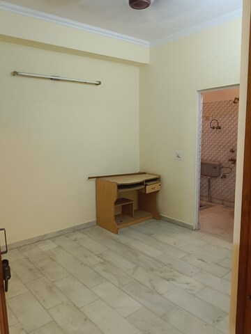 Room in 2 BHK Builder Floor at Panchsheel Vihar – for Sale