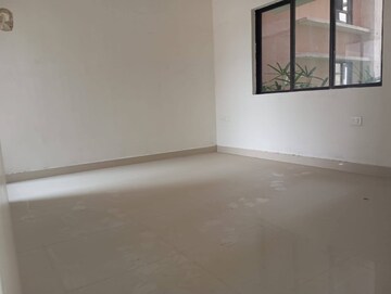 Room in 2 BHK Apartment at Joka – for Sale