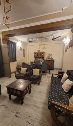 2 BHK + Study Room Builder Floor For Sale in Dilshad Colony