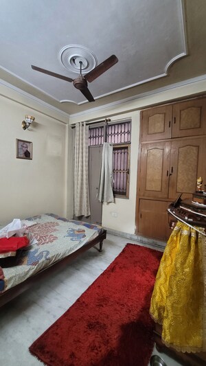 Master Bedroom in 2 BHK Builder Floor at Dilshad Colony – for Sale