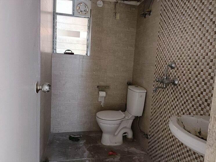 Attached Bathroom, joka 3 Bedroom 1030 Sq.Ft. Apartment In Joka Kolkata 9264970