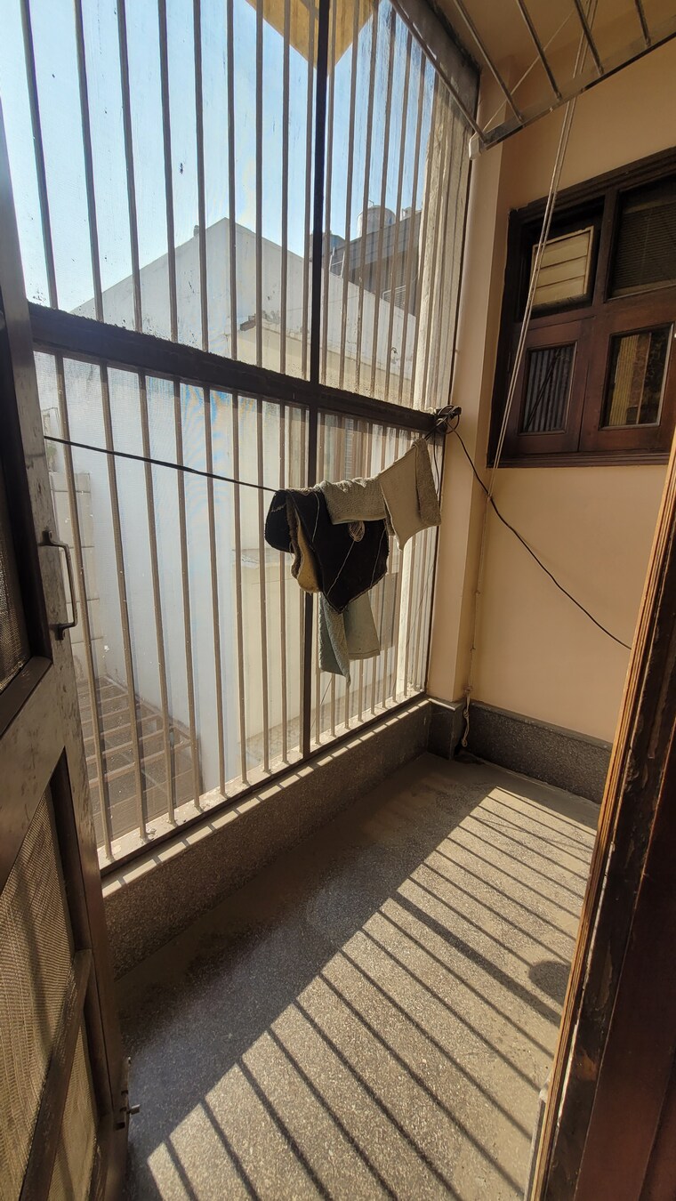 Balcony, vivek vihar phase 1 3 Bedroom 1125 Sq.Ft. Builder Floor In Vivek Vihar Phase 1 Delhi 9264999