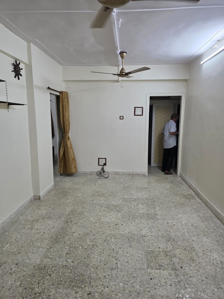 Room, kamla-airbus 1.5 Bedroom 650 Sq.Ft. Apartment In Andheri East Mumbai 9206275