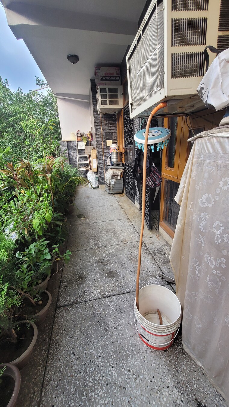 Exterior View, dilshad colony 2 Bedroom 900 Sq.Ft. Builder Floor In Dilshad Colony Delhi 9265016