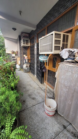 2 BHK Builder Floor – Exterior View View at Dilshad Colony - for Sale