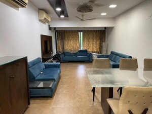 3 BHK Apartment For Rent in Santacruz West
