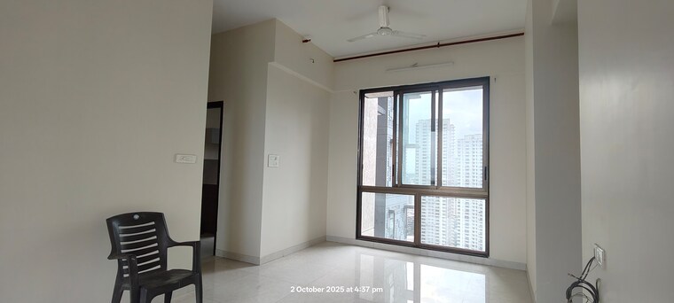 Room, mulund west 2.5 Bedroom 950 Sq.Ft. Apartment In Mulund West Mumbai 9265029