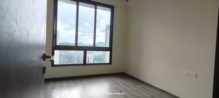 Room, mulund west 2.5 Bedroom 950 Sq.Ft. Apartment In Mulund West Mumbai 9265029