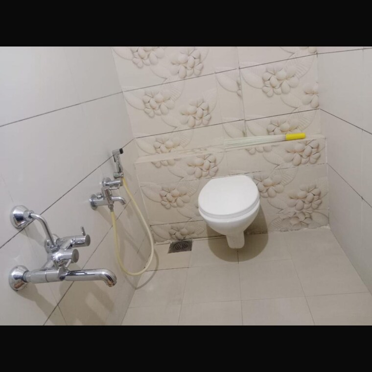 Bathroom, bhadaj 3 Bedroom 1602 Sq.Ft. Apartment In Bhadaj Ahmedabad 9265030