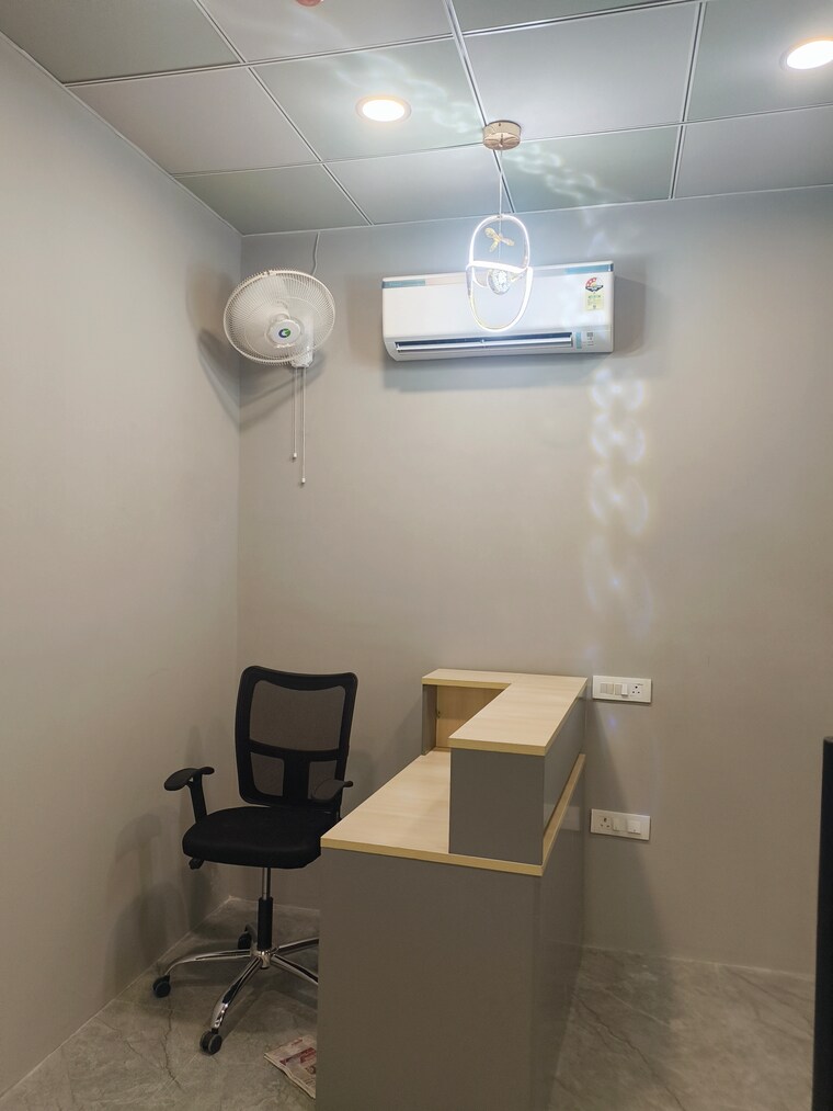 Team Area, industrial area Commercial Office Space 2000 Sq.Ft. In Industrial Area Mohali 9265039