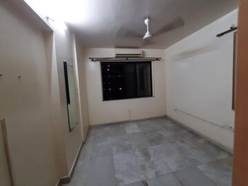 Bedroom in 2 BHK Apartment at Powai – for Rent