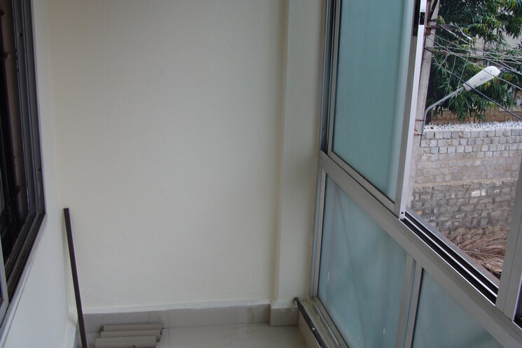 Balcony, rt nagar 2 Bedroom 750 Sq.Ft. Independent House In Rt Nagar Bangalore 9265048