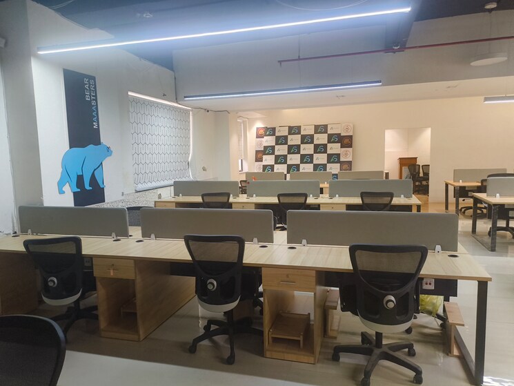 Team Area, industrial area Commercial Office Space 5300 Sq.Ft. In Industrial Area Mohali 9265059