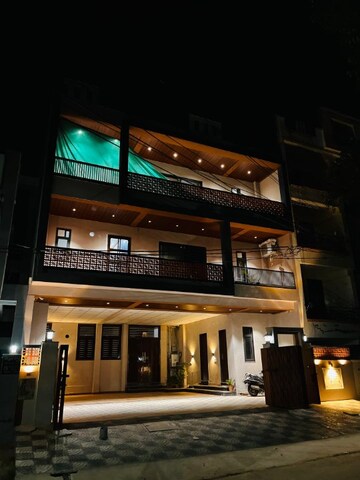 2 BHK Builder Floor – Exterior View View at Mansarovar Extension - for Rent