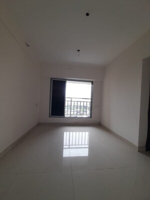1 BHK Apartment For Rent in Malad East