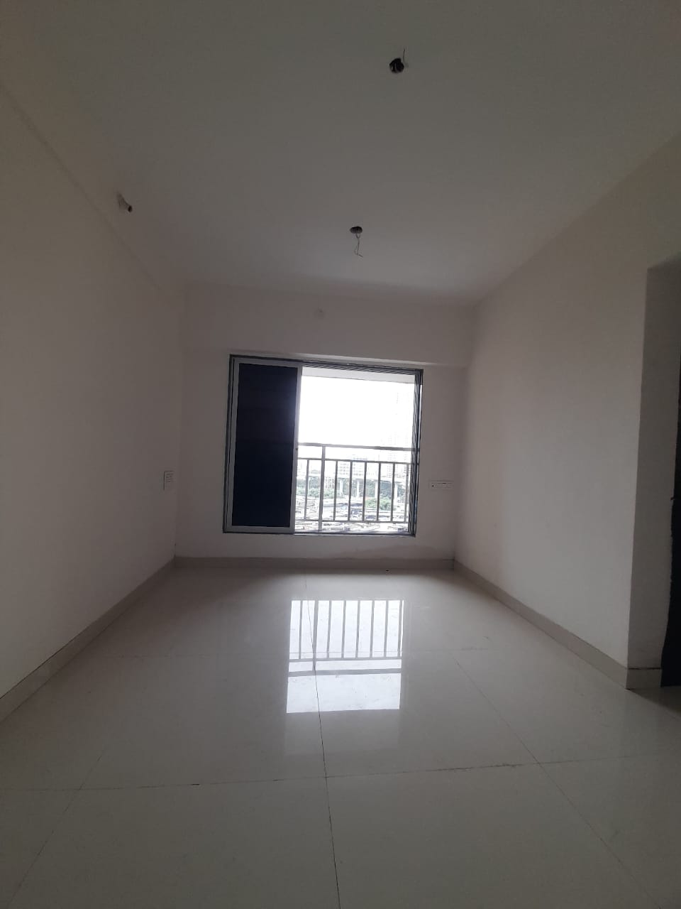 1 BHK Apartment For Rent in Malad East