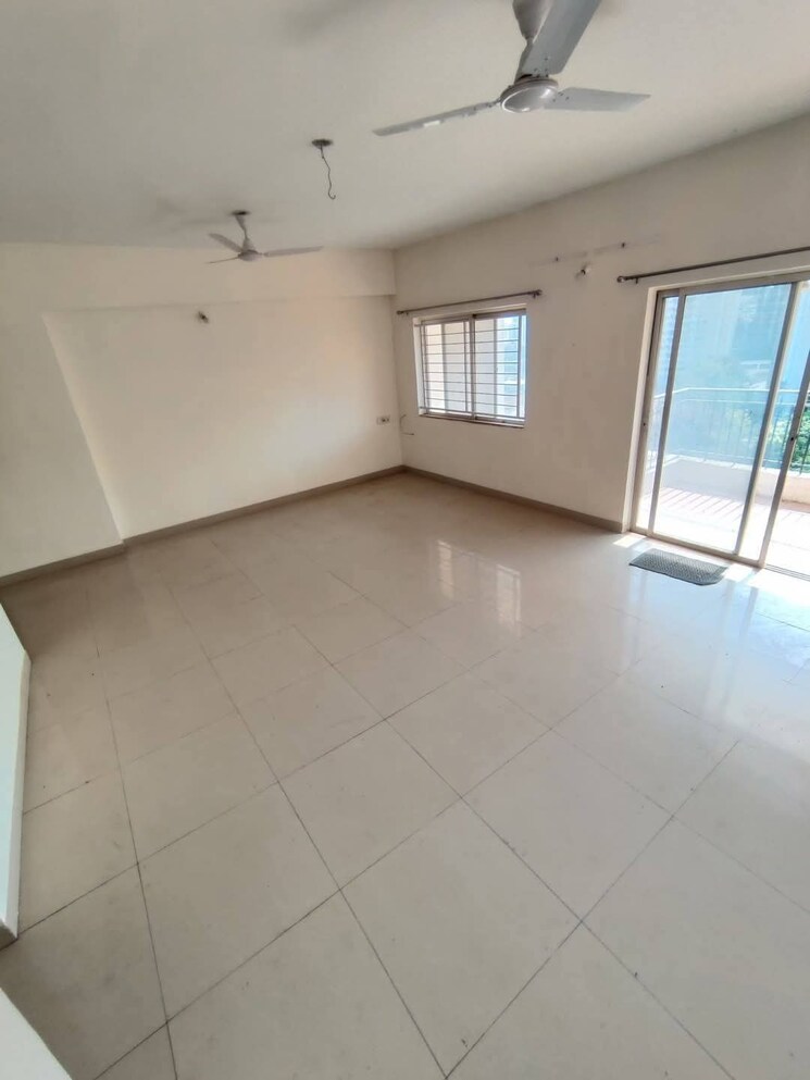 Room, kumar-primrose 3 Bedroom 1200 Sq.Ft. Apartment In Kharadi Pune 9265149