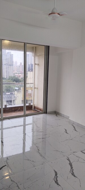 Room in 2 BHK Apartment at Lower Parel – for Rent
