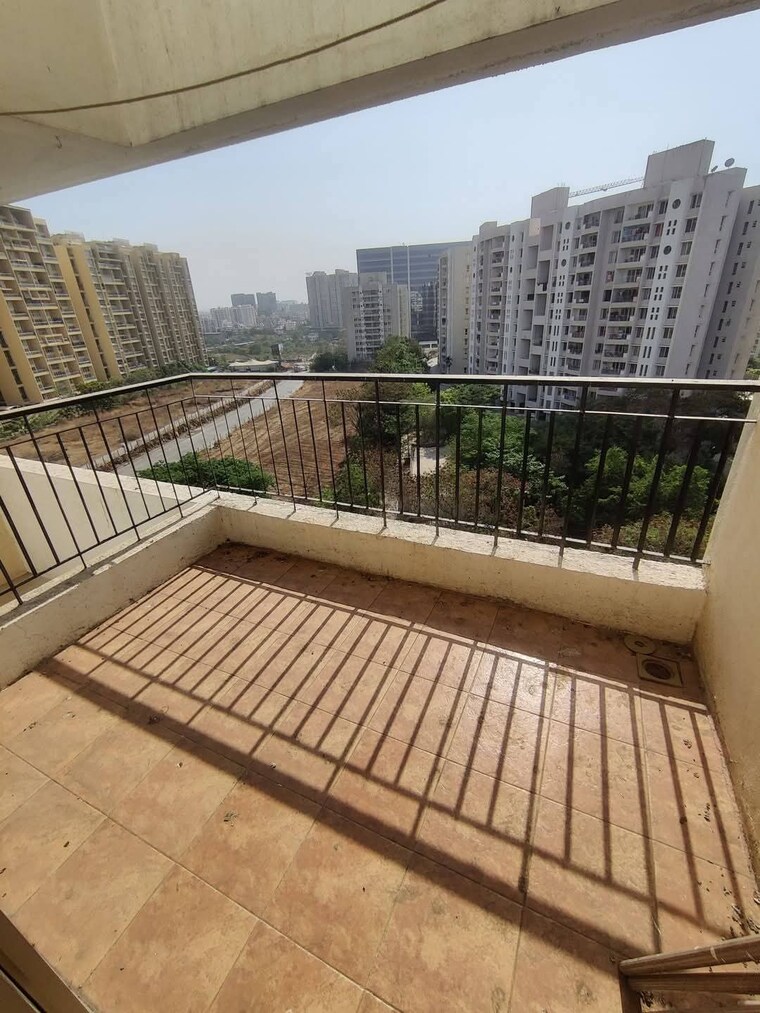 Balcony, kumar-primrose 3 Bedroom 1200 Sq.Ft. Apartment In Kharadi Pune 9265149