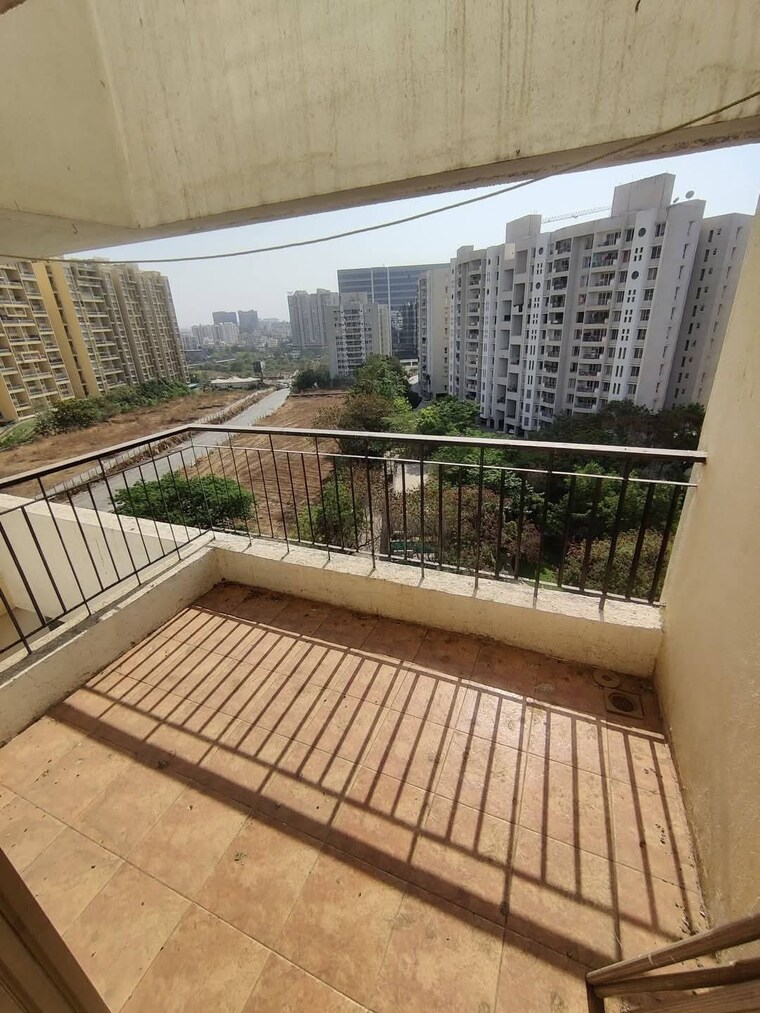 Balcony, kumar-primrose 3 Bedroom 1300 Sq.Ft. Apartment In Kharadi Pune 9265153