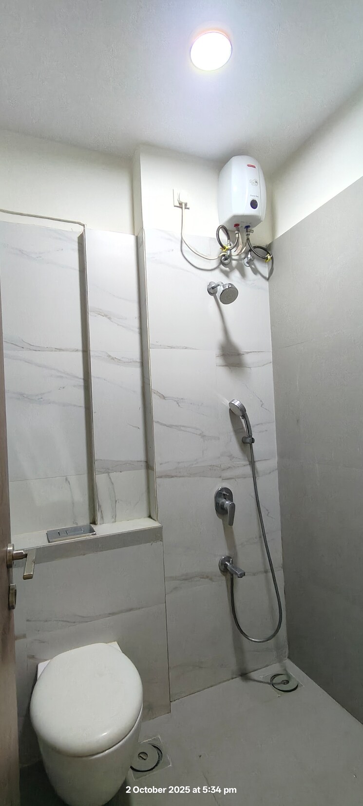 Attached Bathroom, mulund west 2 Bedroom 650 Sq.Ft. Apartment In Mulund West Mumbai 9265157
