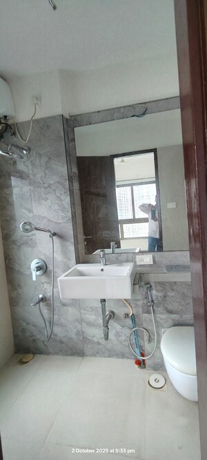 Attached Bathroom in 2 BHK Apartment at Mulund West – for Rent