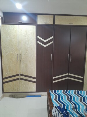 Room in 2 BHK Apartment at Gorantla – for Sale