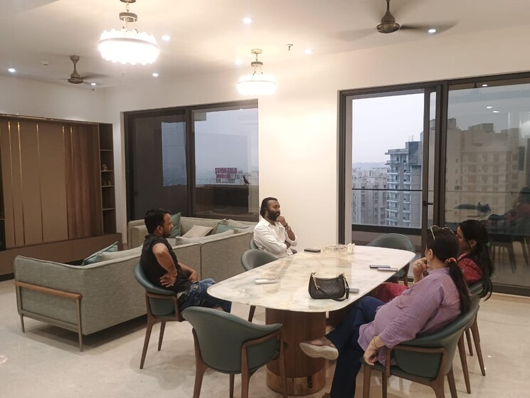 Living Room, sector 107 5 Bedroom 4005 Sq.Ft. Apartment In Sector 107 Noida 9265170