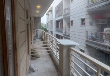 Balcony in 3 BHK Builder Floor at Vasant Kunj – for Rent