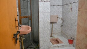 Bathroom in 6+ BHK Independent House at Gomti Nagar – for Sale