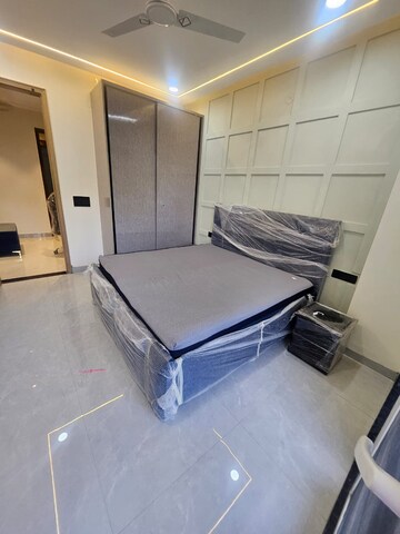 Bedroom in 1 BHK Builder Floor at Sector 45 – for Rent