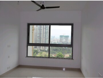 2 BHK Apartment For Sale in Kalpataru Immensa, Kolshet Road
