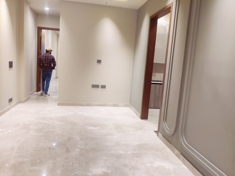 Cover Image, east of kailash 3 Bedroom 1150 Sq.Ft. Builder Floor In East Of Kailash Delhi 9265310