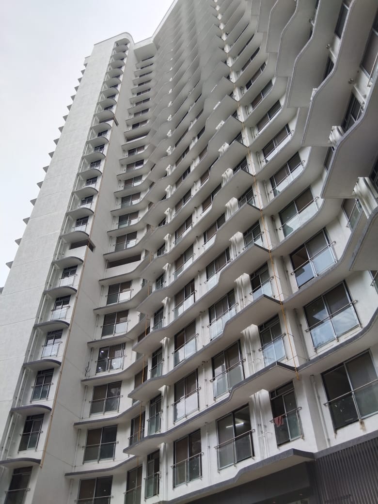 1 BHK Apartment For Sale in Je And Vee Om Trimurti