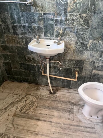 Bathroom in 2 BHK Apartment at Sector 10 – for Rent