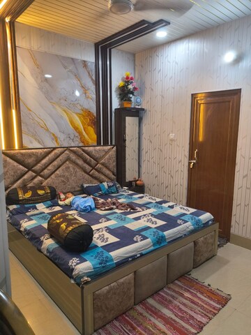 Bedroom in 2 BHK Apartment at Nehru Enclave, Gomti Nagar – for Rent