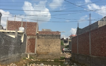 Plot For Sale in Krishna Colony