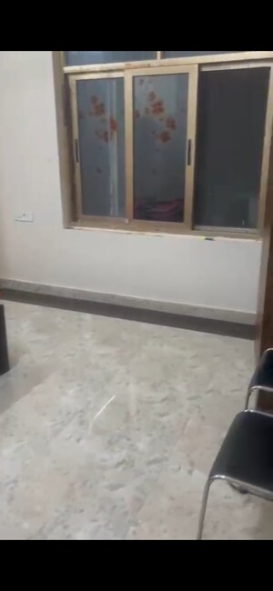Furnished Amenities in 2 BHK Builder Floor at Gomti Nagar – for Rent