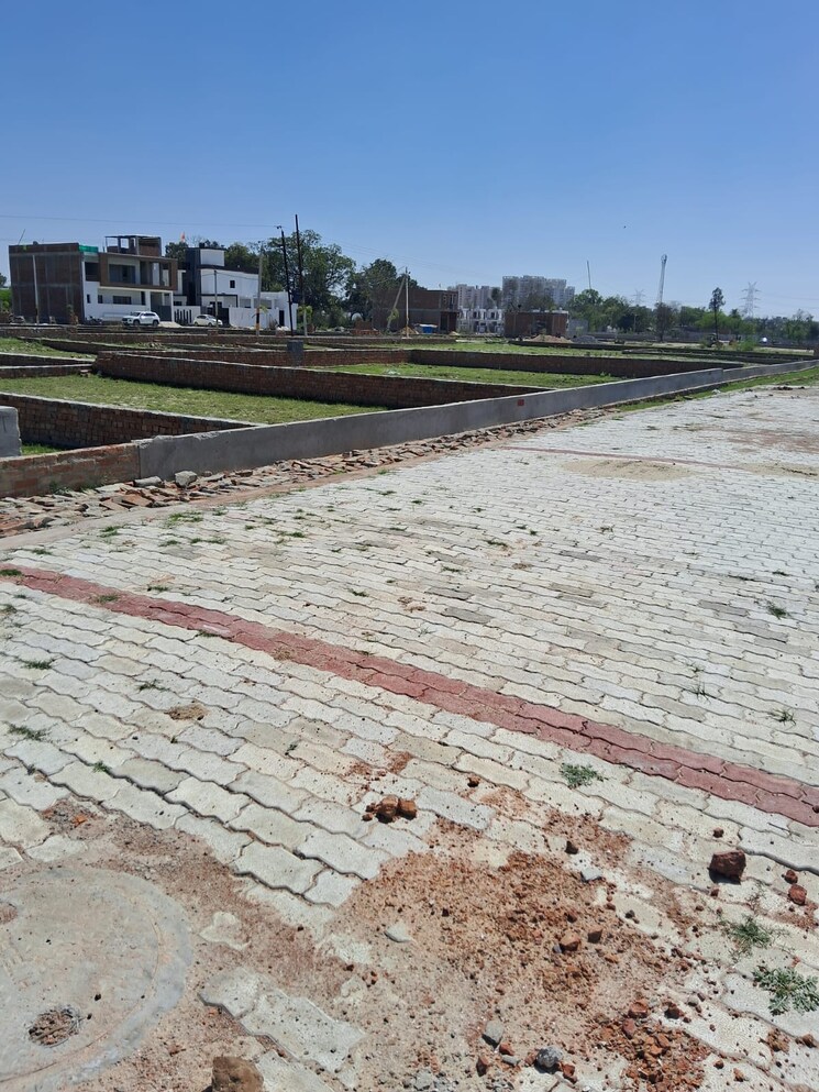 undefined, faizabad road  650 Sq.Ft. Plot In Faizabad Road Lucknow 9265458