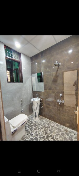 Bathroom in 2 BHK Builder Floor at Gyan Khand ii – for Sale