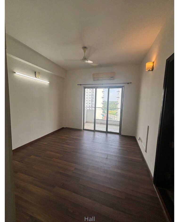 Room, sector 59 3 Bedroom 1705 Sq.Ft. Apartment In Sector 59 Gurgaon 9265499