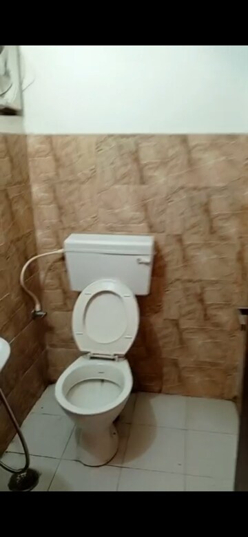 Bathroom in 3.5 BHK Apartment at LDA Parijaat Apartments, Faizabad Road – for Rent