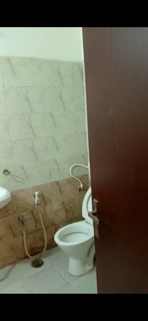 Bathroom in 3.5 BHK Apartment at LDA Parijaat Apartments, Faizabad Road – for Rent