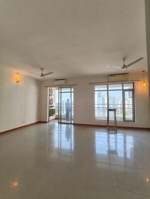 3.5 BHK Apartment For Rent in Sector 48