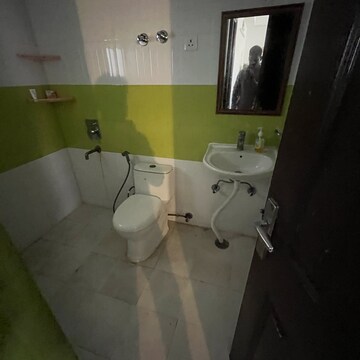 Bathroom in 2 BHK Apartment at Supertech Cape Town, Sector 74 – for Rent