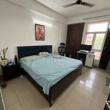 Bedroom in 2 BHK Apartment at Supertech Cape Town, Sector 74 – for Rent