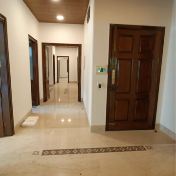 Living Room in 5 BHK Builder Floor at Panchsheel Park – for Rent